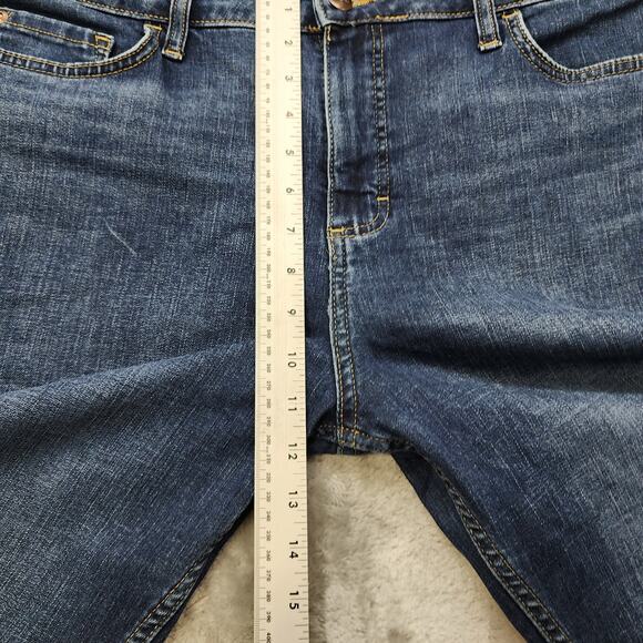 Lee Jeans Womens 18M Blue Dark Wash Mid Rise Capri Stretch Denim Casual Preppy - Picture 11 of 14